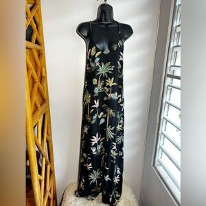 New!  Old Navy Palm Tree Dress